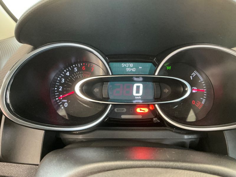 Renault Clio 0.9 Intens 2019 – снимка 19