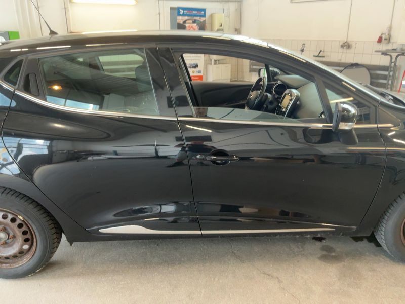 Renault Clio 0.9 Intens 2019 – снимка 10