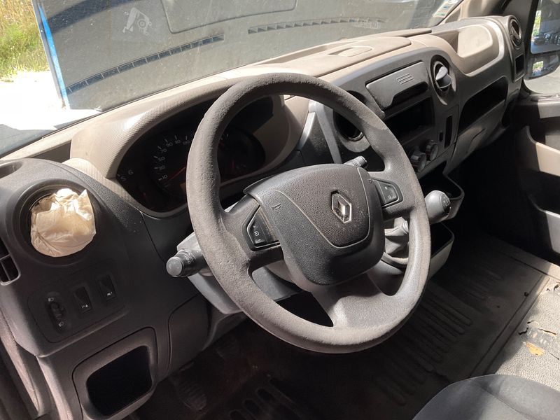 Renault Master 2.3 dCi L2H2 3,3 Grand Confort 2017 – снимка 41