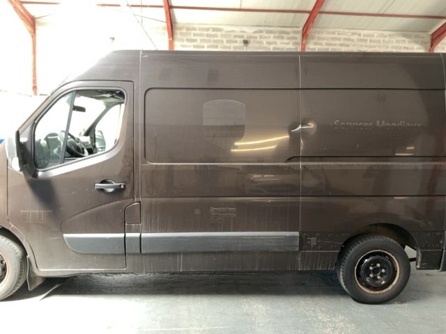 Renault Master 2.3 dCi L2H2 3,3 Grand Confort 2017 – снимка 4