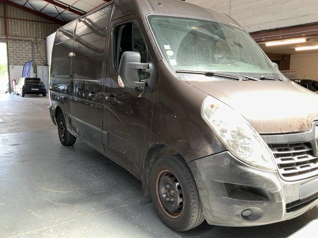 Renault Master 2.3 dCi L2H2 3,3 Grand Confort 2017 – снимка 12