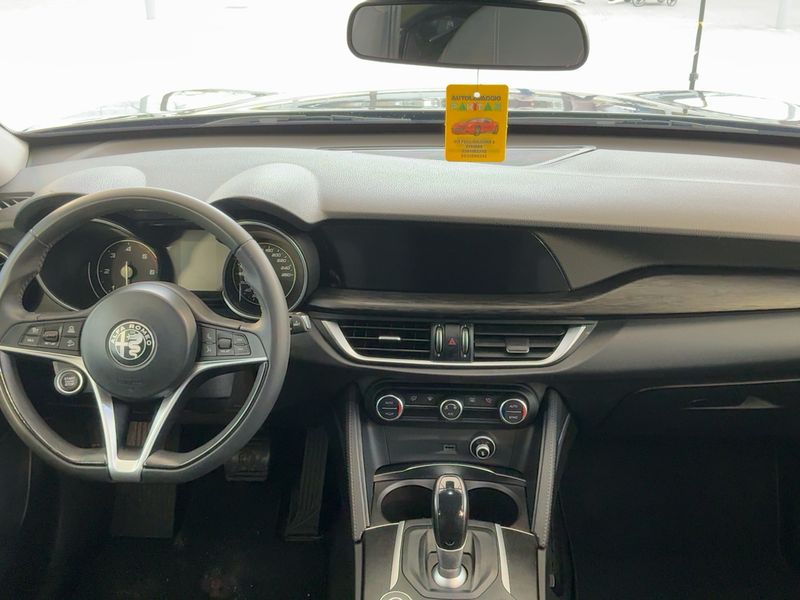 Alfa Romeo Stelvio 2.2 JTDM Business Q4 2018 – снимка 17