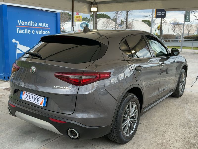 Alfa Romeo Stelvio 2.2 JTDM Business Q4 2018 – снимка 8