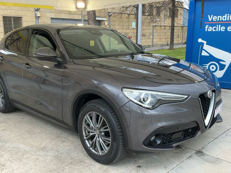 Alfa Romeo Stelvio 2.2 JTDM Business Q4 2018 – снимка 12