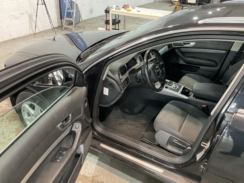 Audi A6 2.0 TDI 2011 – снимка 37