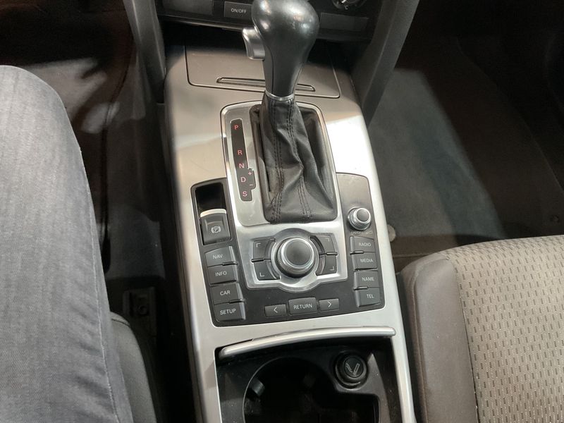 Audi A6 2.0 TDI 2011 – снимка 25