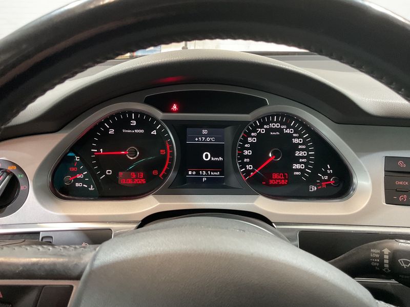 Audi A6 2.0 TDI 2011 – снимка 18