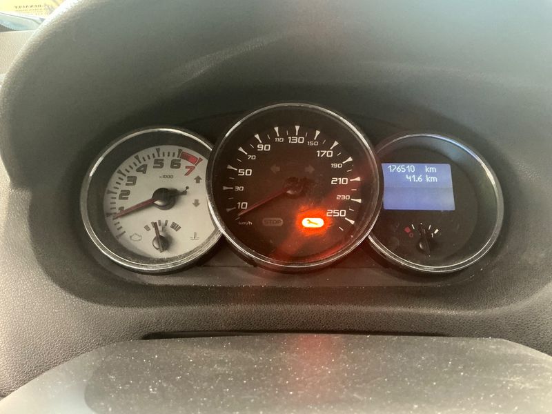 Renault Megane 2.0 TCe GT 2011 – снимка 19