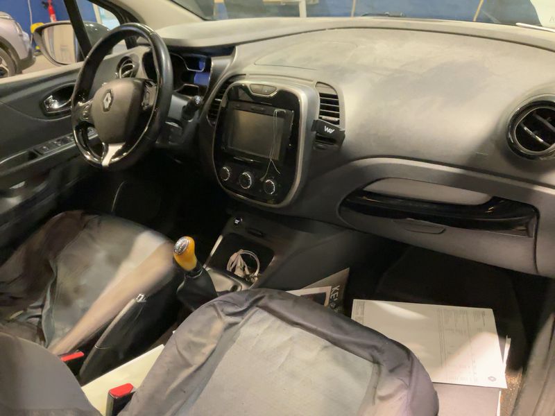 Renault Captur 1.5 dCi Energy Business 2016 – снимка 17