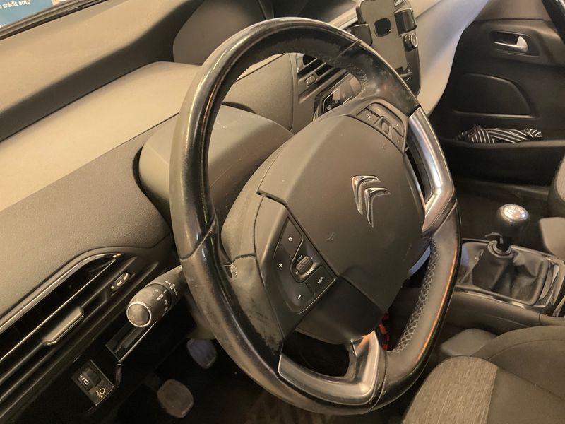 Citroen C4 Grand Picasso 1.6 Blue-HDi Feel 2017 – снимка на щета 47