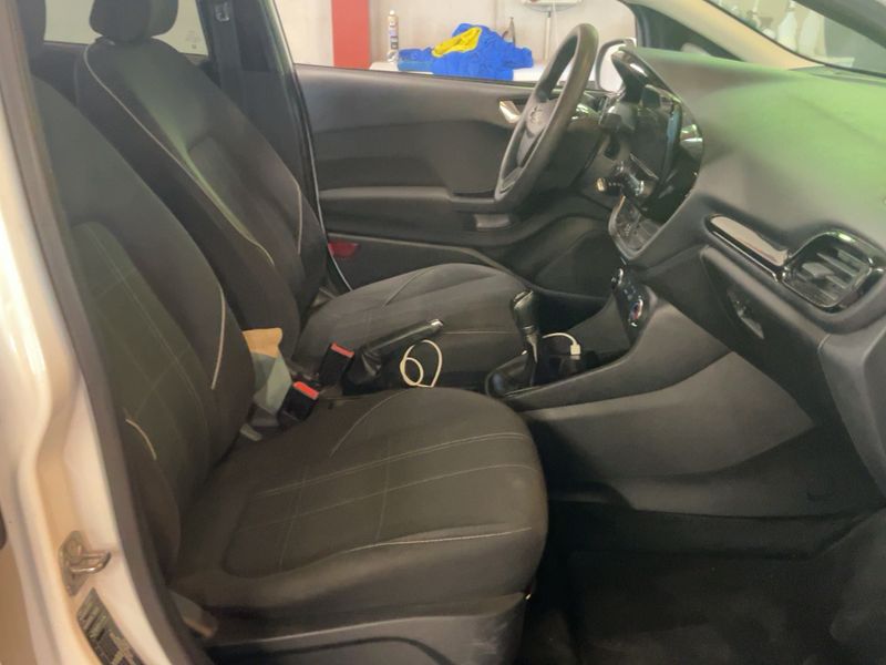 Ford Fiesta 1.1 Business 2018 – снимка 17