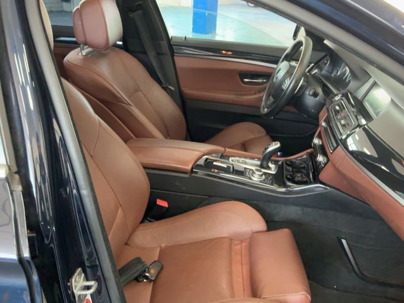 BMW 5er 535i xDrive 2012 – снимка 17