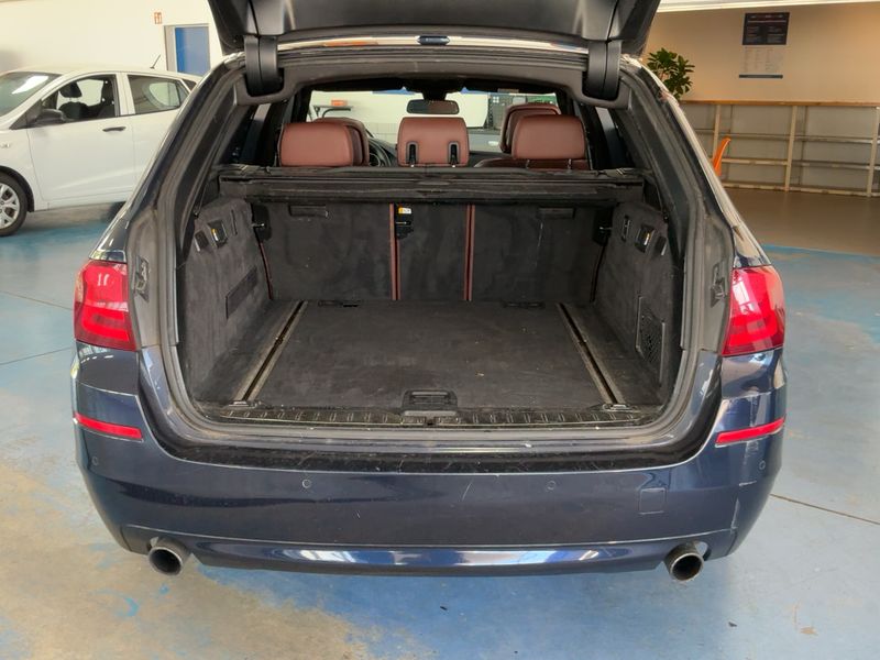 BMW 5er 535i xDrive 2012 – снимка 16