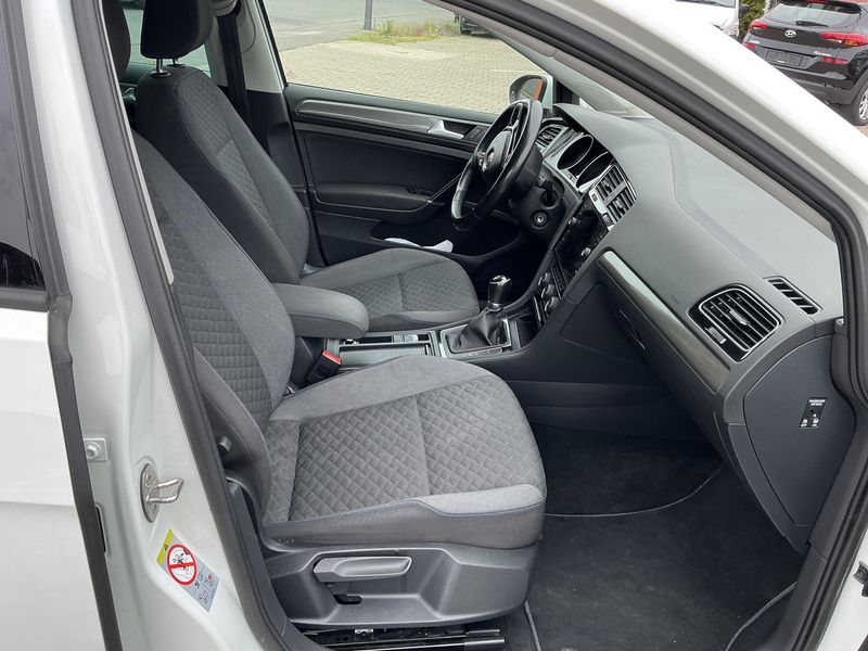 Volkswagen Golf VII 1.0 TSI Join 2019 – снимка 16