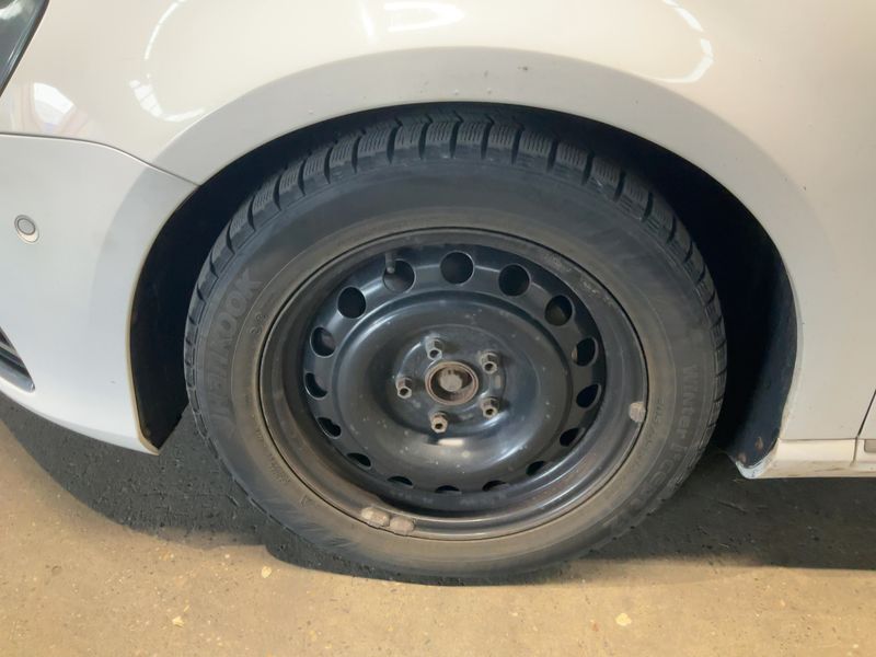 Volkswagen Passat 2.0 TDI Highline BlueMotion Tech 2011 – снимка 3