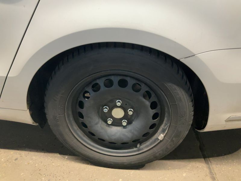 Volkswagen Passat 2.0 TDI Highline BlueMotion Tech 2011 – снимка 5