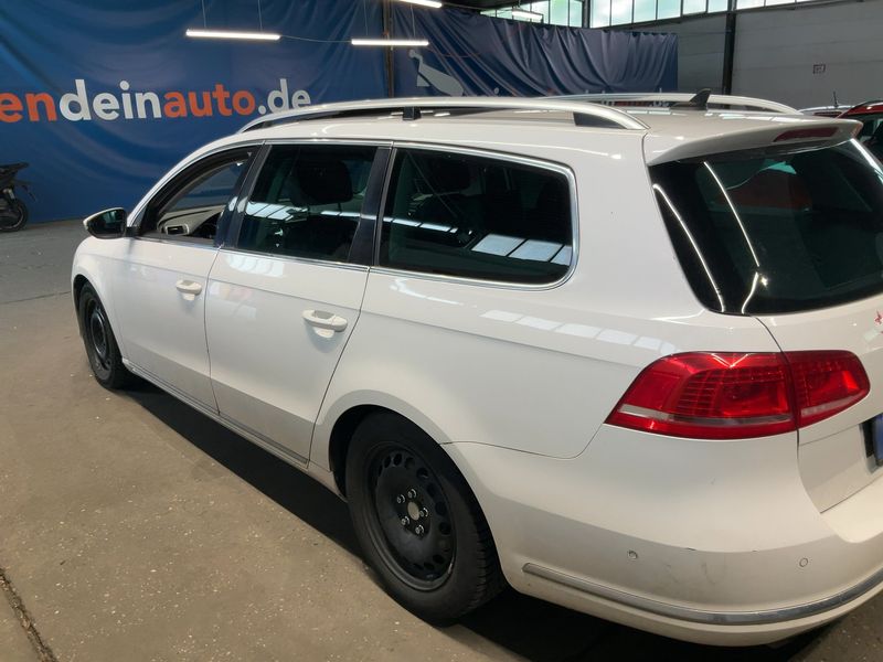 Volkswagen Passat 2.0 TDI Highline BlueMotion Tech 2011 – снимка 6