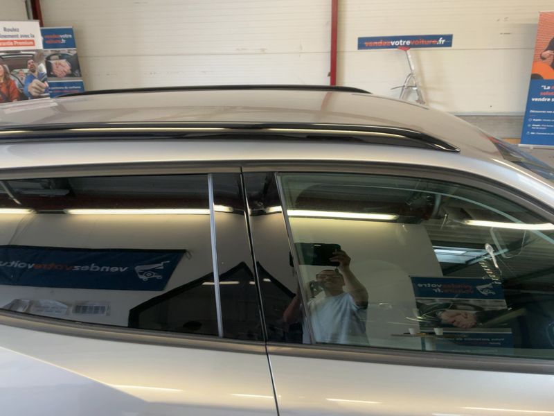Peugeot 2008 1.2 PureTech Allure 2021 – снимка 13