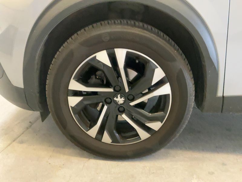 Peugeot 2008 1.2 PureTech Allure 2021 – снимка 3