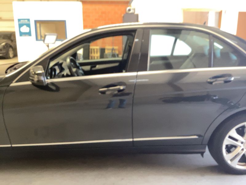Mercedes-Benz C-Klasse C 180 CDI BlueEfficiency Avantgarde 2011 – снимка 4