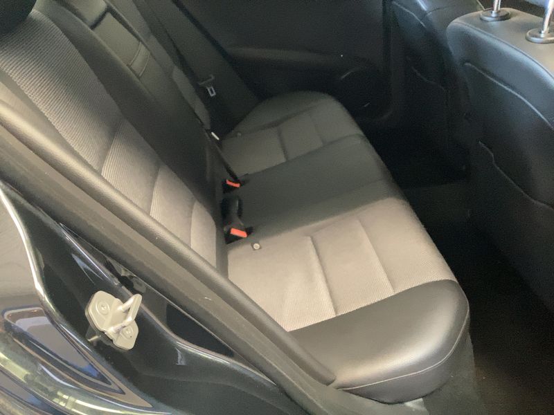 Mercedes-Benz C-Klasse C 180 CDI BlueEfficiency Avantgarde 2011 – снимка 19