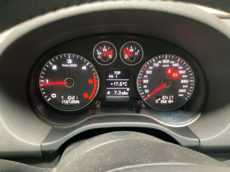 Audi A3 Sportback 2.0 TDI Ambition 2011 – снимка 13