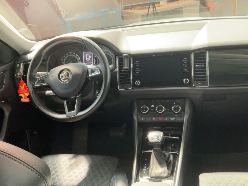 Skoda Kodiaq 2.0 TDI Style 4x4 2018 – снимка 17