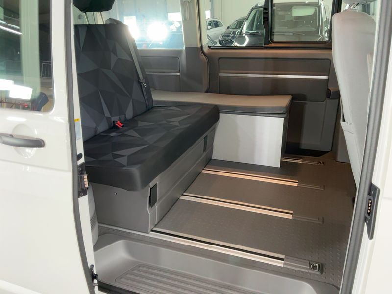 Volkswagen T6 California 2.0 TDI Beach Tour FWD 2024 – снимка 19