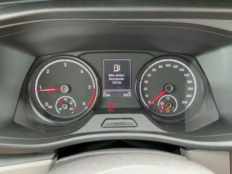 Volkswagen T6 California 2.0 TDI Beach Tour FWD 2024 – снимка 18