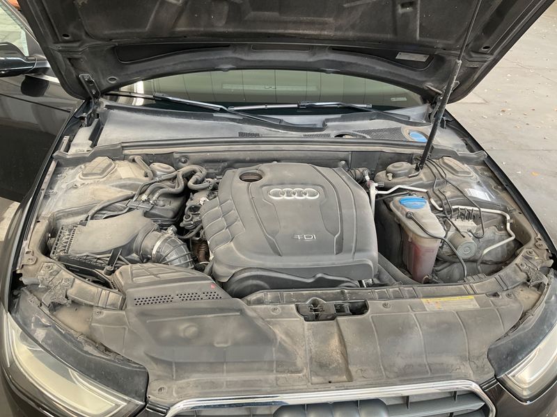 Audi A4 2.0 TDI Advanced 2012 – снимка на щета