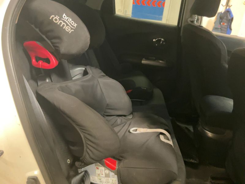 Nissan Juke 1.5 Turbodiesel Connect Edition 2014 – снимка 19