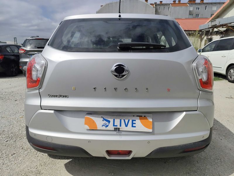 Ssangyong Tivoli 1.6 Line 4x2 2016 – снимка 4