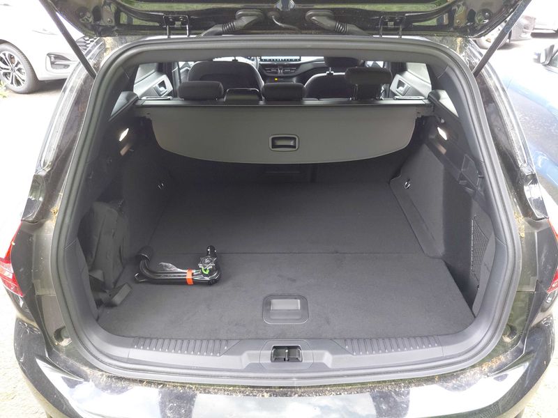 Ford Focus 1.5 TDCi EcoBlue ST-Line X 2024 – снимка 9