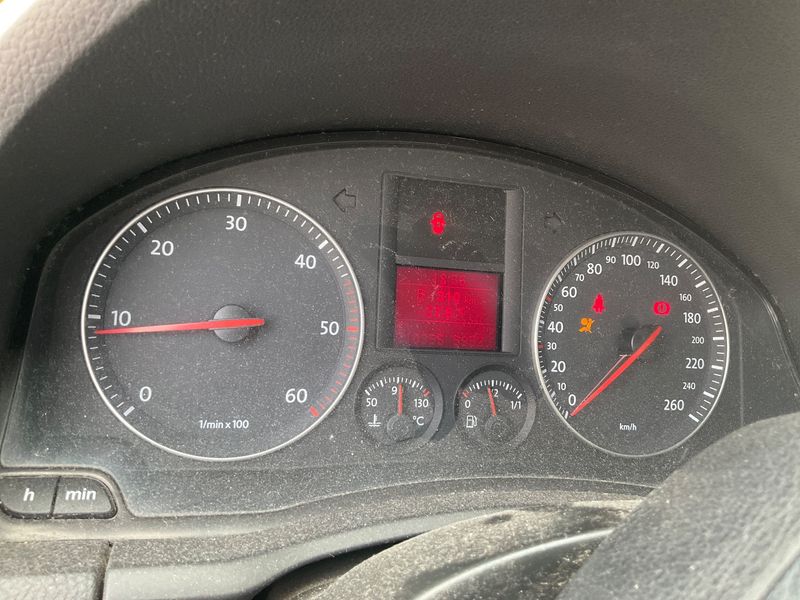 Volkswagen Golf V 1.9 TDI Sportline 2005 – снимка 4