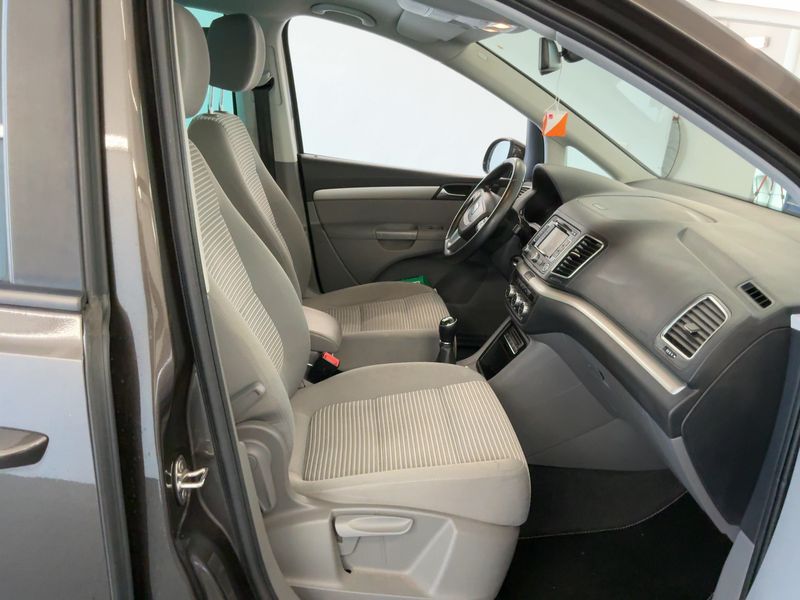 Seat Alhambra 2.0 TDI Style 2015 – снимка 17