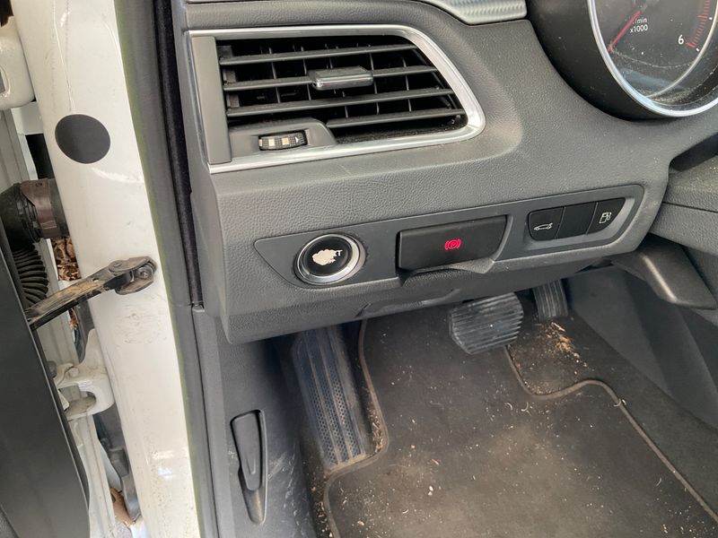 Peugeot 508 2.2 HDi GT 2011 – снимка 32