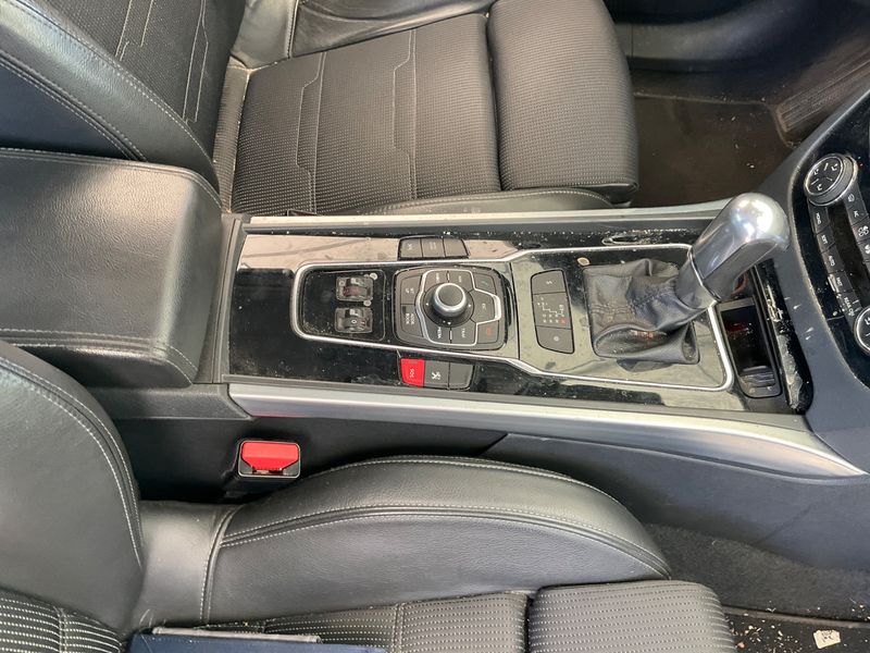 Peugeot 508 2.2 HDi GT 2011 – снимка 27