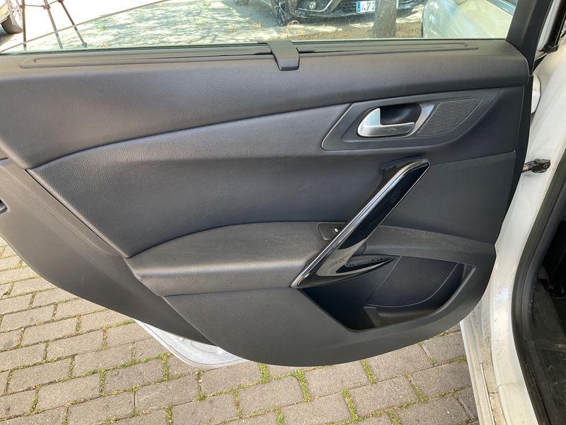 Peugeot 508 2.2 HDi GT 2011 – снимка 28