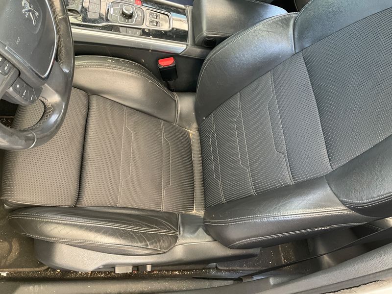 Peugeot 508 2.2 HDi GT 2011 – снимка 30
