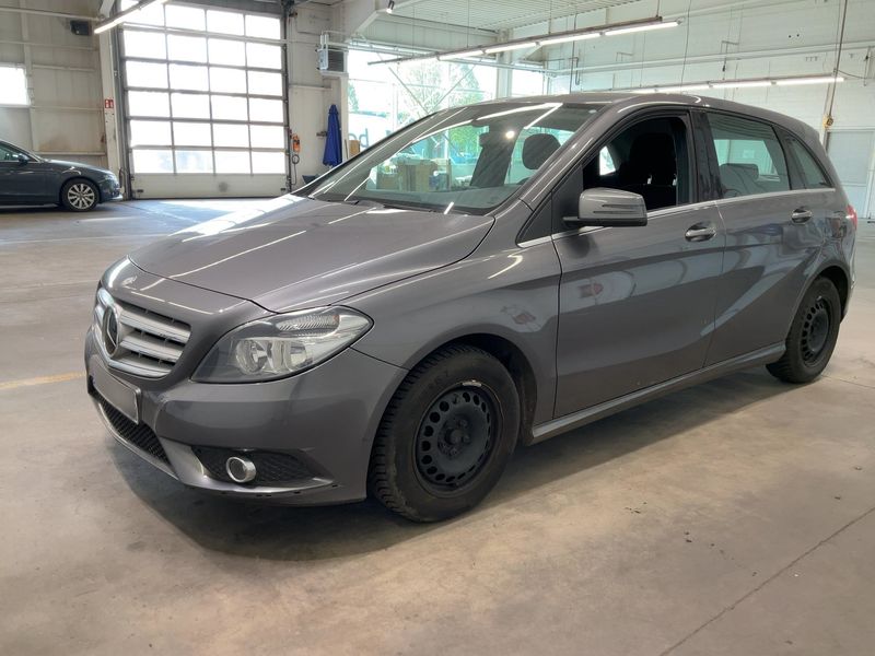 Mercedes-Benz B-Klasse B 180 CDI 2014 – снимка 1