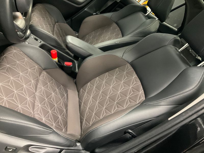 Toyota Yaris Cross 1.5 Hybrid 2WD Lounge 2022 – снимка 25