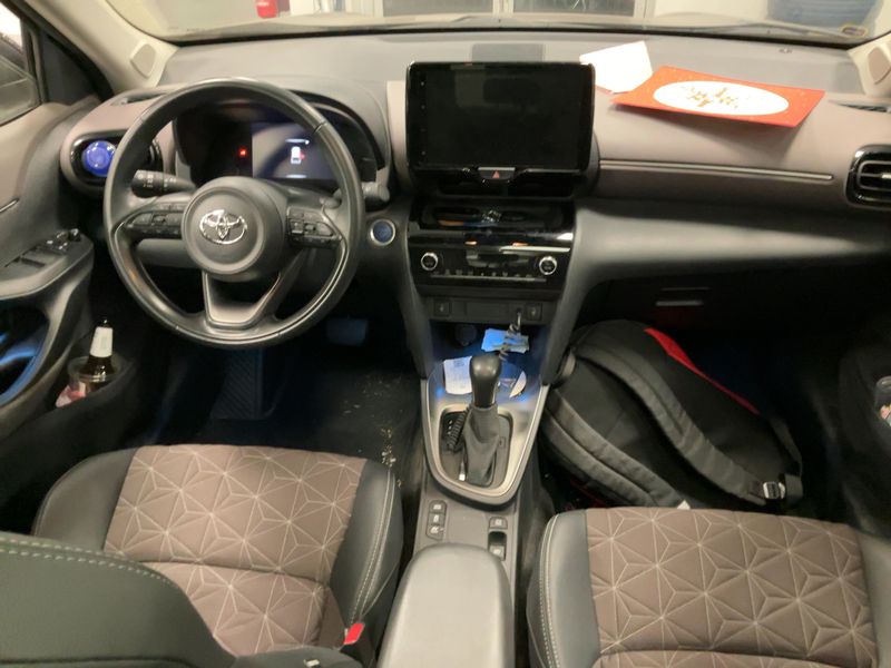 Toyota Yaris Cross 1.5 Hybrid 2WD Lounge 2022 – снимка 17