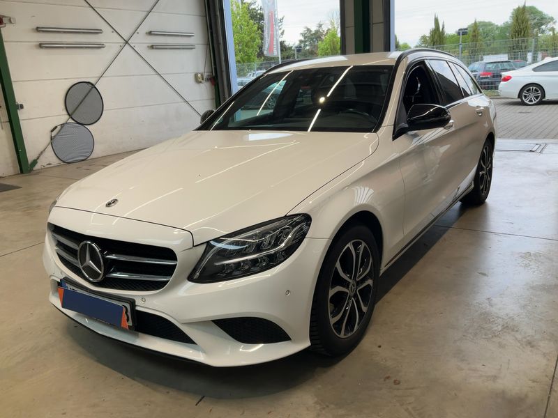 Mercedes-Benz C-Klasse C 200 d T Avantgarde 2020 – снимка 1