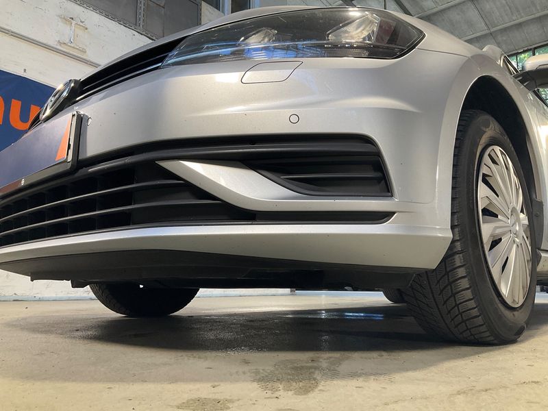 Volkswagen Golf VII 1.6 TDI Trendline BlueMotion Tech 2018 – снимка на щета 36