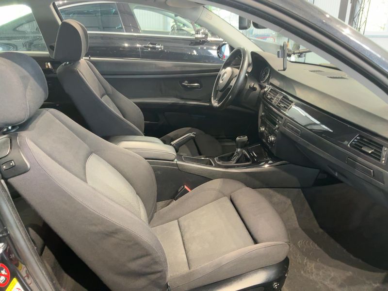 BMW 3er 330i 2008 – снимка 16