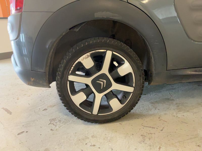 Citroen C4 Cactus 1.6 Blue-HDi Shine Edition 2017 – снимка 9