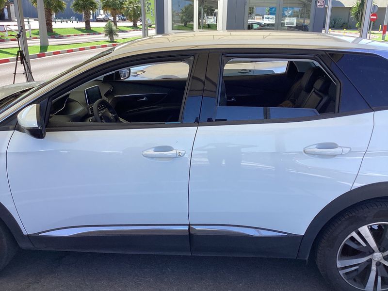 Peugeot 3008 1.6 Blue-HDi Allure 2017 – снимка 4