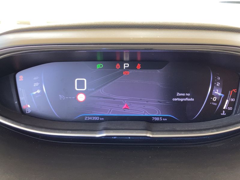 Peugeot 3008 1.6 Blue-HDi Allure 2017 – снимка 18