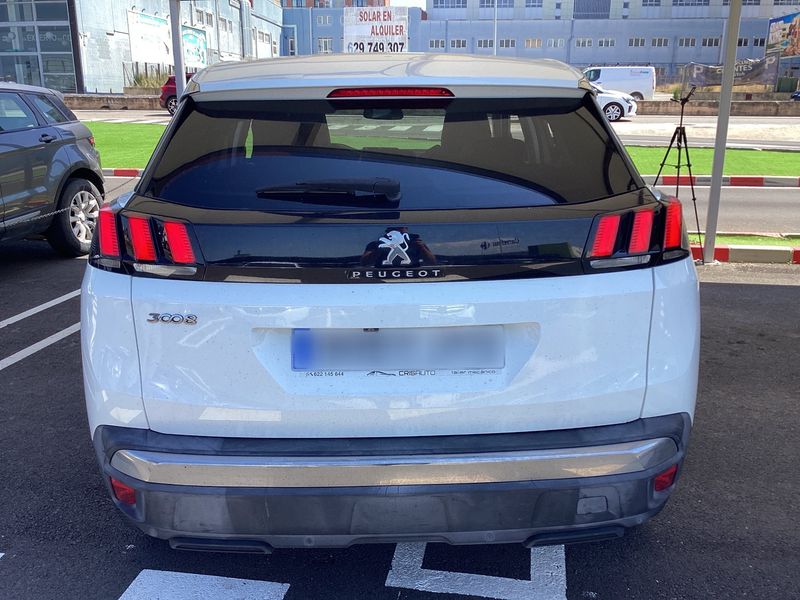 Peugeot 3008 1.6 Blue-HDi Allure 2017 – снимка 7