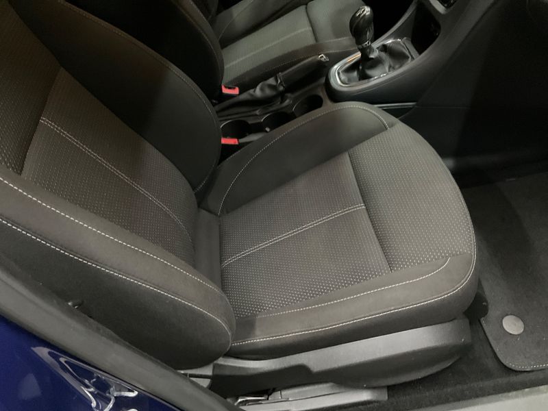 Opel Astra 1.4 Turbo LPG Edition 2012 – снимка 38